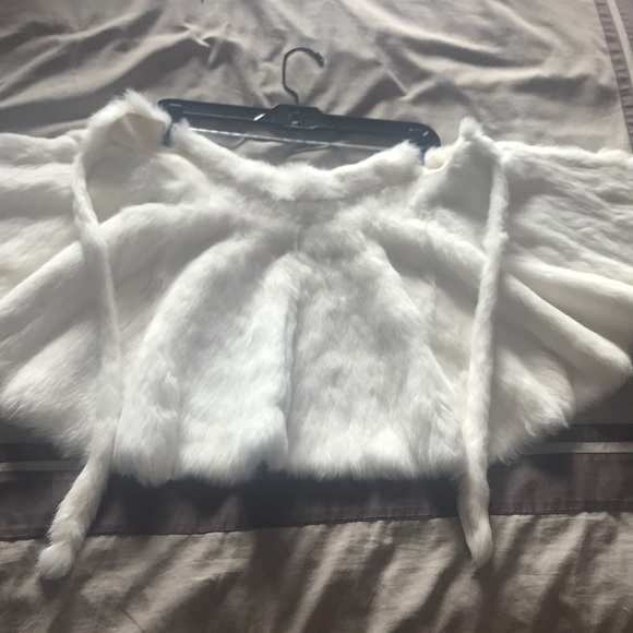 Rabbit Cape - Picture 2 of 6